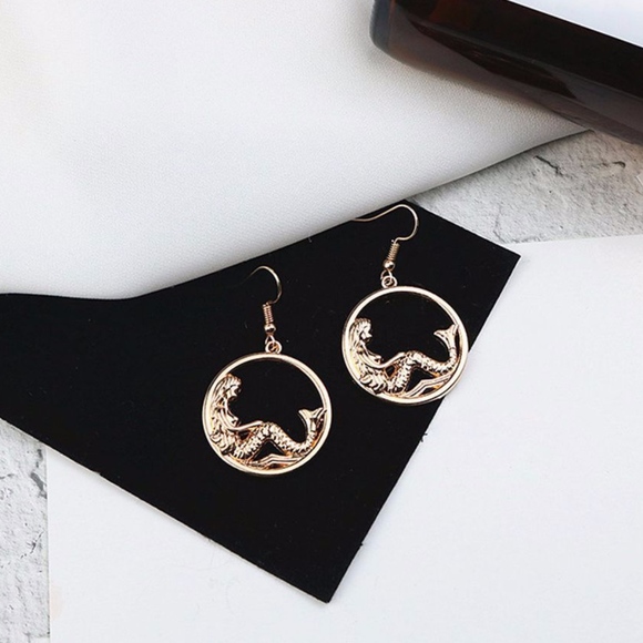 Jewelry - 'Relaxing Mermaid' Iconic Gold Circle Earrings
